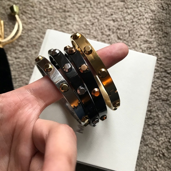 MK Buckle Bangle - Picture 2 of 4